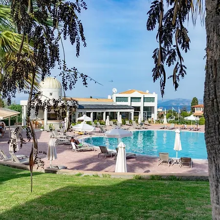 Szálloda Olympion Village 3*