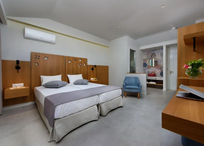Olympion Village 3*