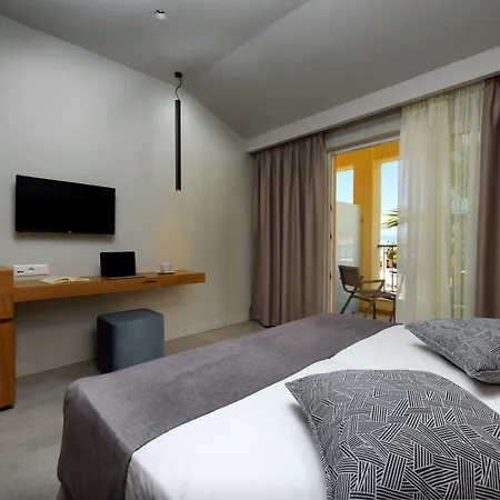 Olympion Village 3*