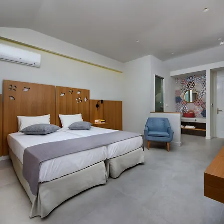 Olympion Village 3*
