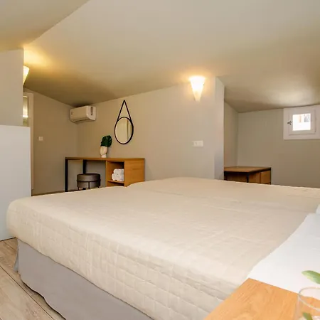 Hotell Olympion Village 3*