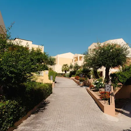 Olympion Village מלון 3*